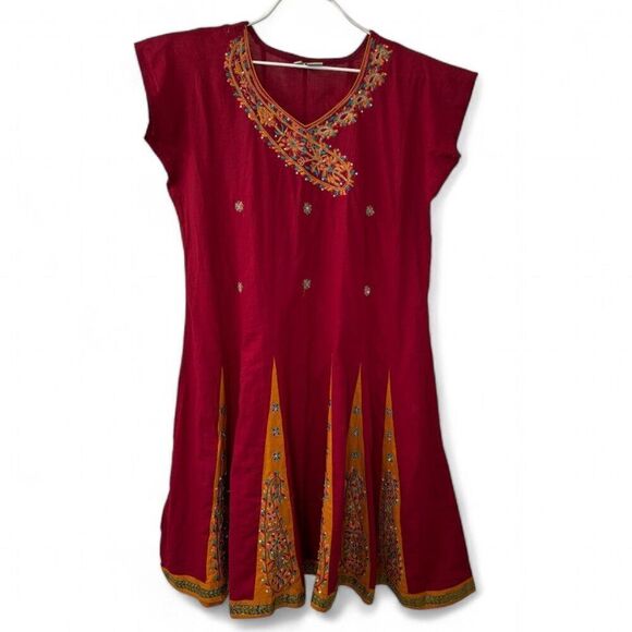 Embroidered Burgundy Kurti Midi Dress Cap Sleeves Floral Detail Size M‎ - L - Picture 2 of 6